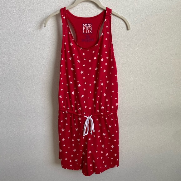 modern lux | red & white star print romper - Picture 4 of 11